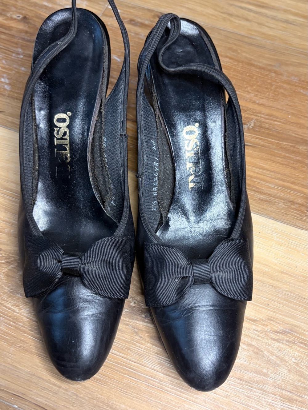 Vintage 1960s DeLiso Black Leather Slingback Heels Grosgrain Bow Pumps